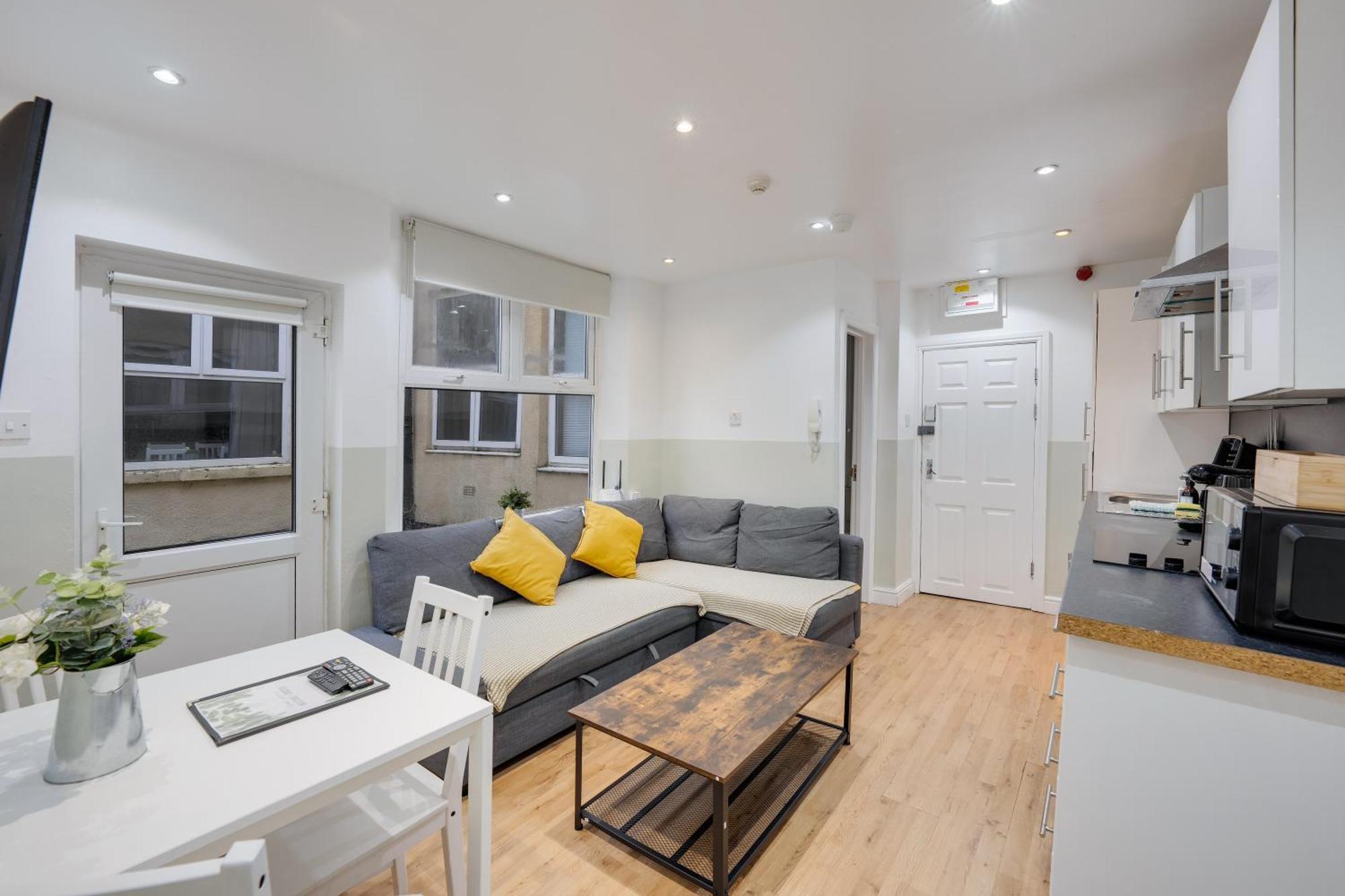 2 Bedroom Apartment For Up To 6 Nr Centre Cardiff Eksteriør bilde